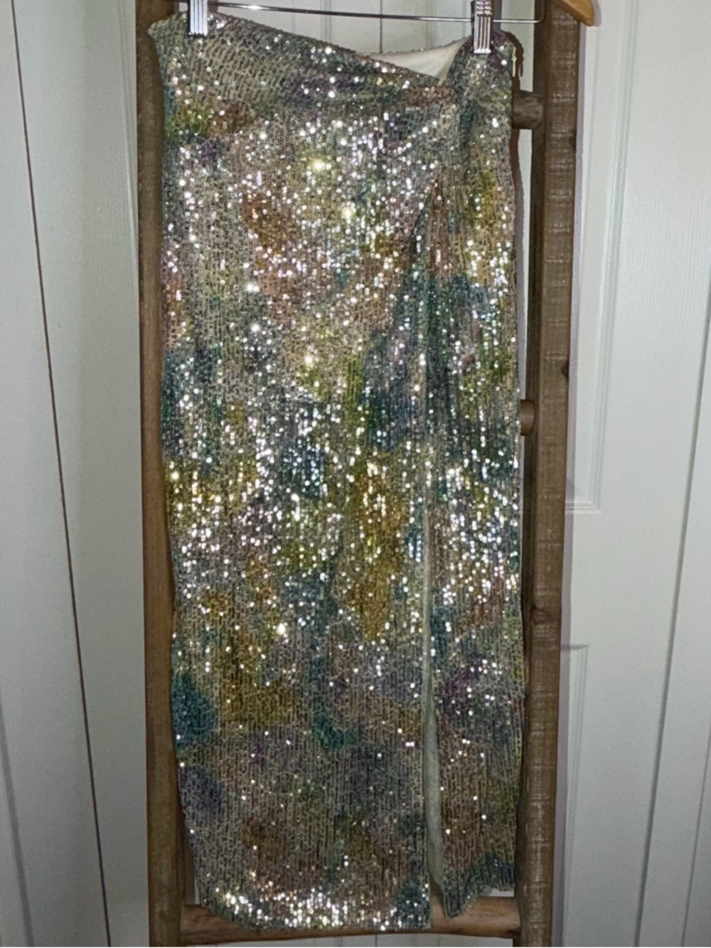Zara Iridescent Sequin Skirt in Silver and Holographic Tones - Picture 3 of 6